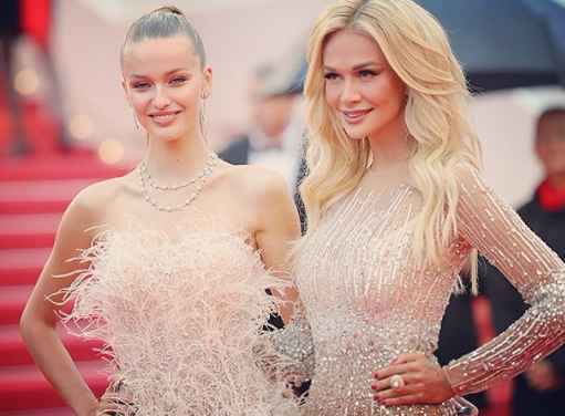 Kristina Romanova with her friend Victoria Lopyreva for a red carpet appearence. Know more about Kristina net worth, earnings, salary, bank balance, houses, cars and other sources of income.